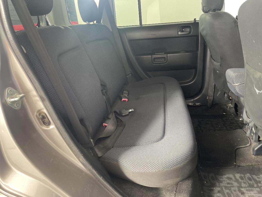 Photo '14' of Toyota BB Photo '14' of Toyota BB