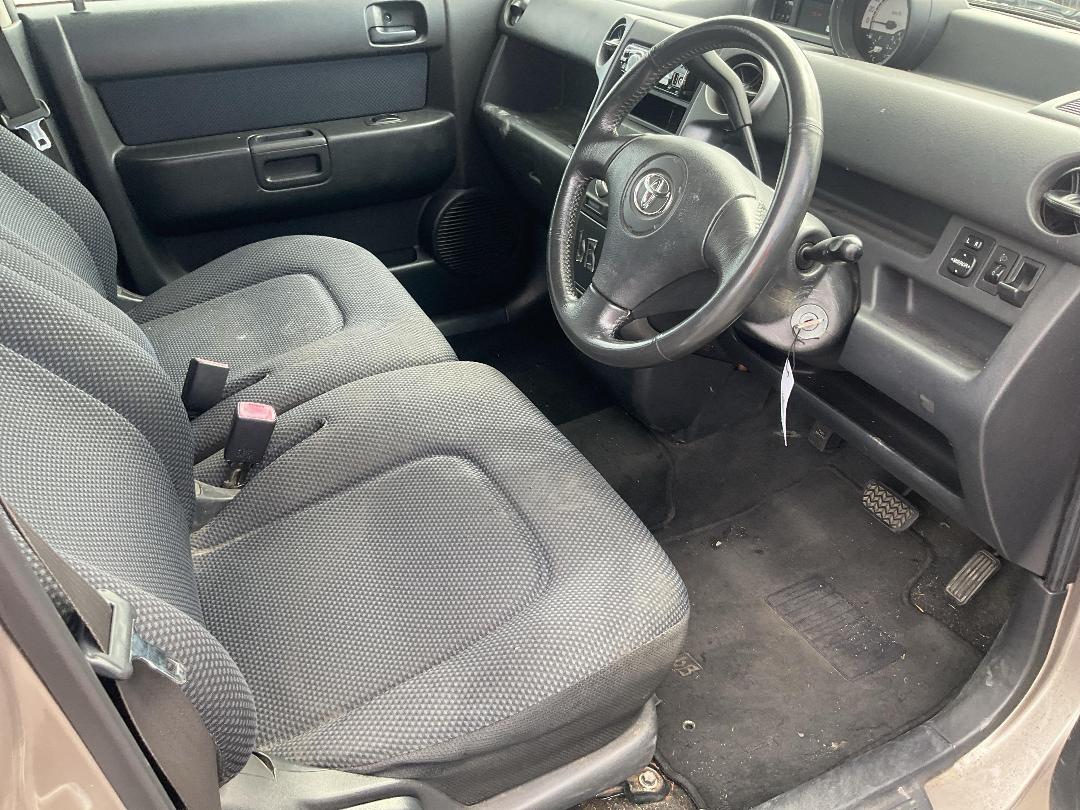 Photo '12' of Toyota BB Photo '12' of Toyota BB