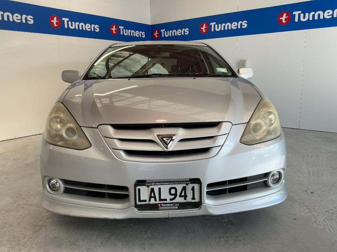 Photo '2' of Toyota Caldina Photo '2' of Toyota Caldina