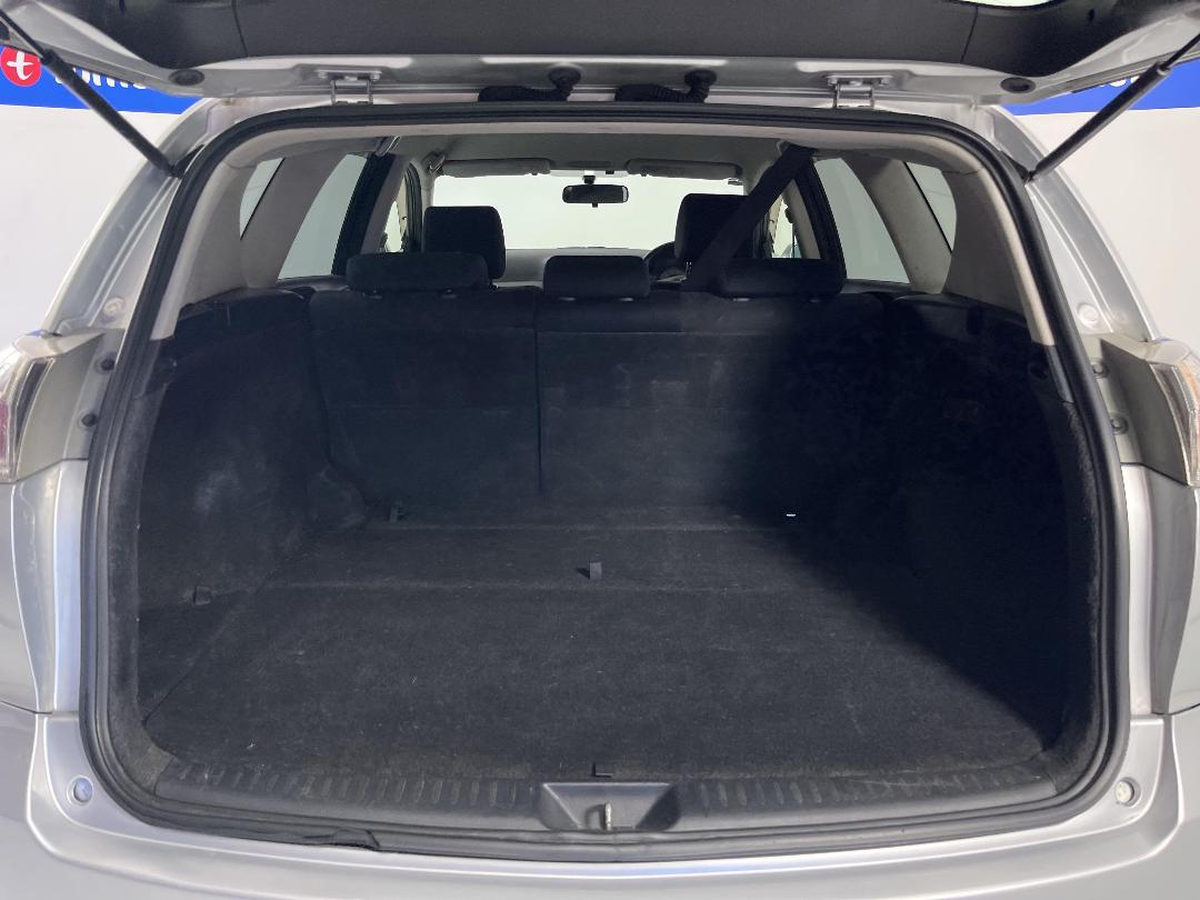 Photo '14' of Toyota Caldina Photo '14' of Toyota Caldina