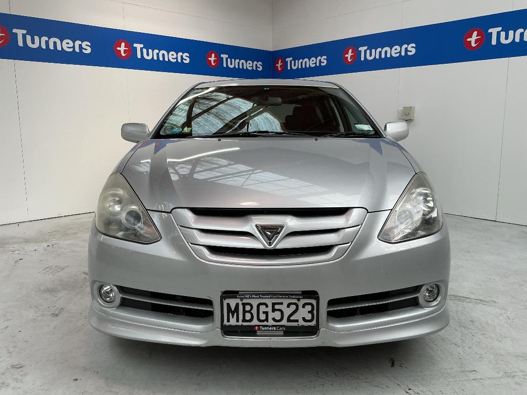 Photo '2' of Toyota Caldina Photo '2' of Toyota Caldina