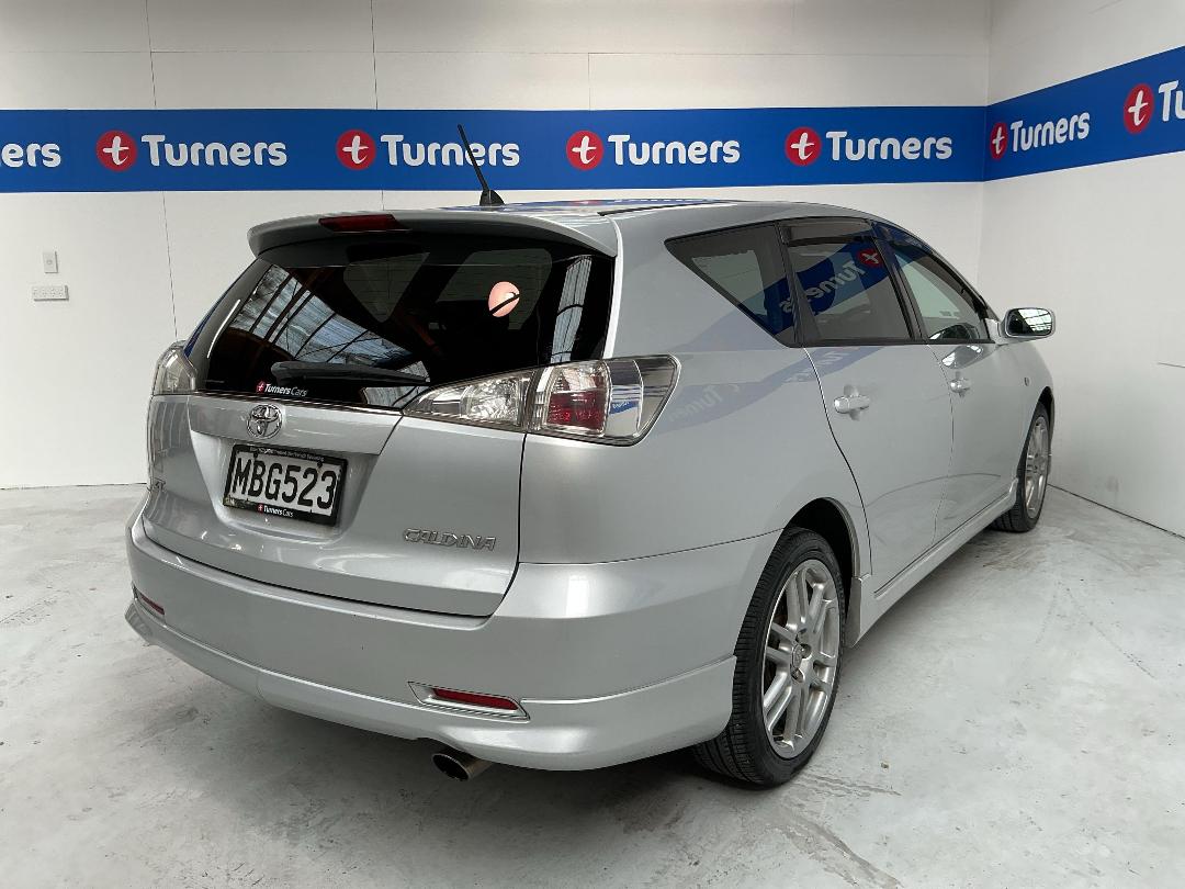 Photo '7' of Toyota Caldina Photo '7' of Toyota Caldina