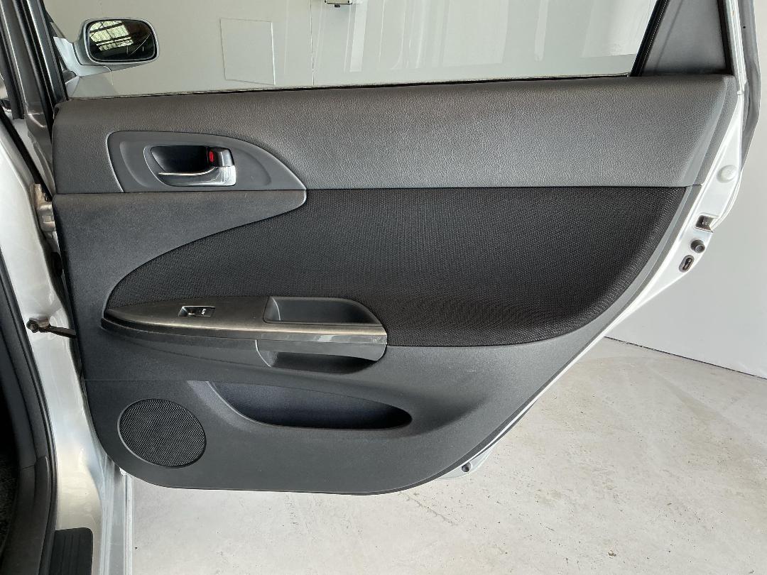 Photo '19' of Toyota Caldina Photo '19' of Toyota Caldina