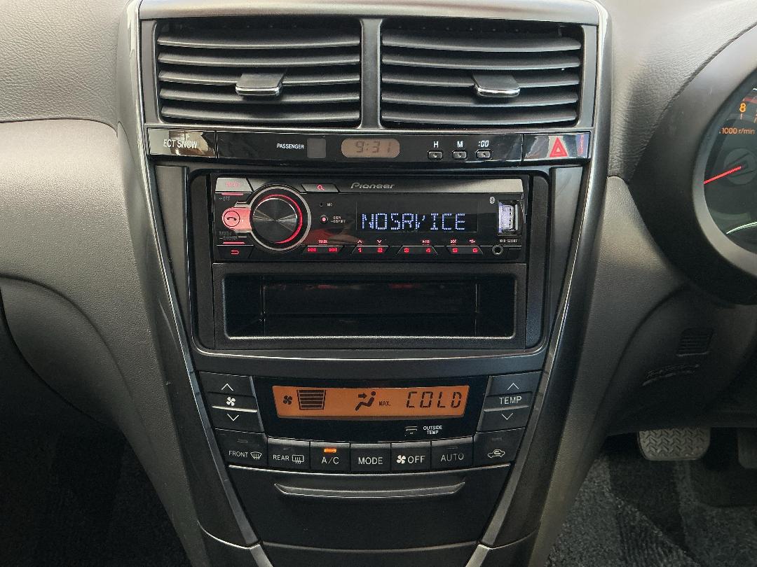 Photo '18' of Toyota Caldina Photo '18' of Toyota Caldina