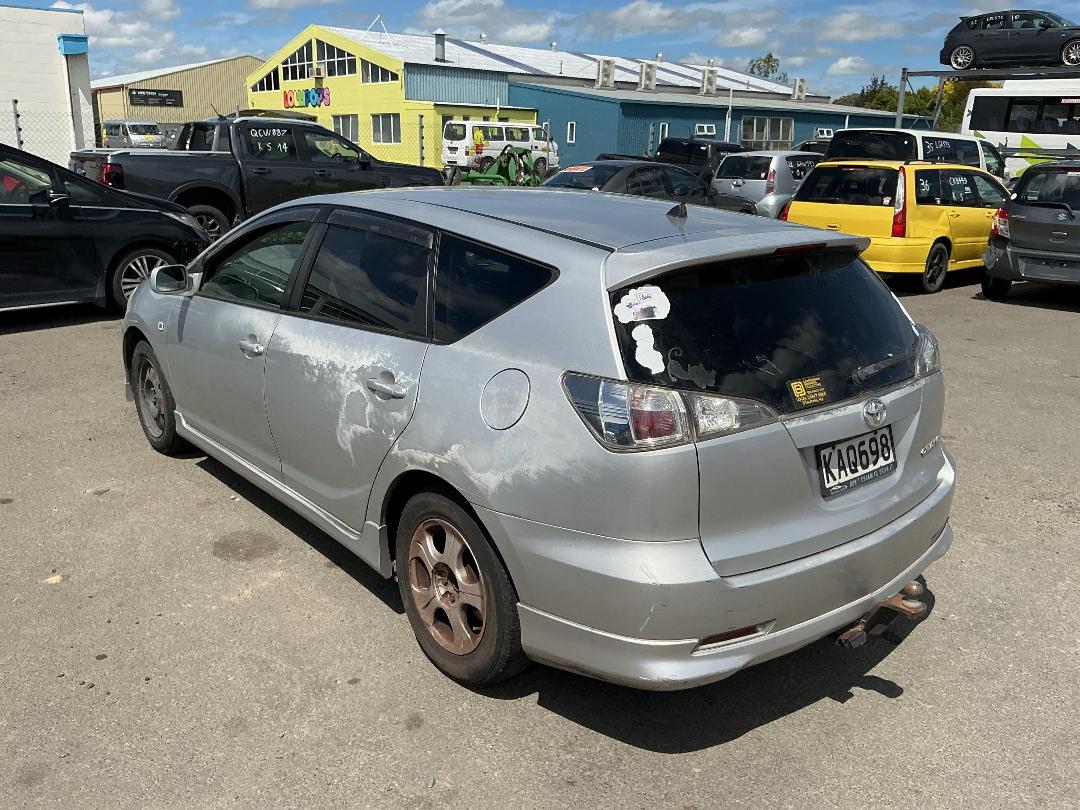 Photo '4' of Toyota Caldina Photo '4' of Toyota Caldina