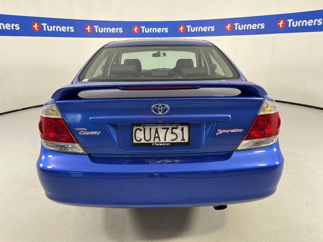 Photo '6' of Toyota Camry