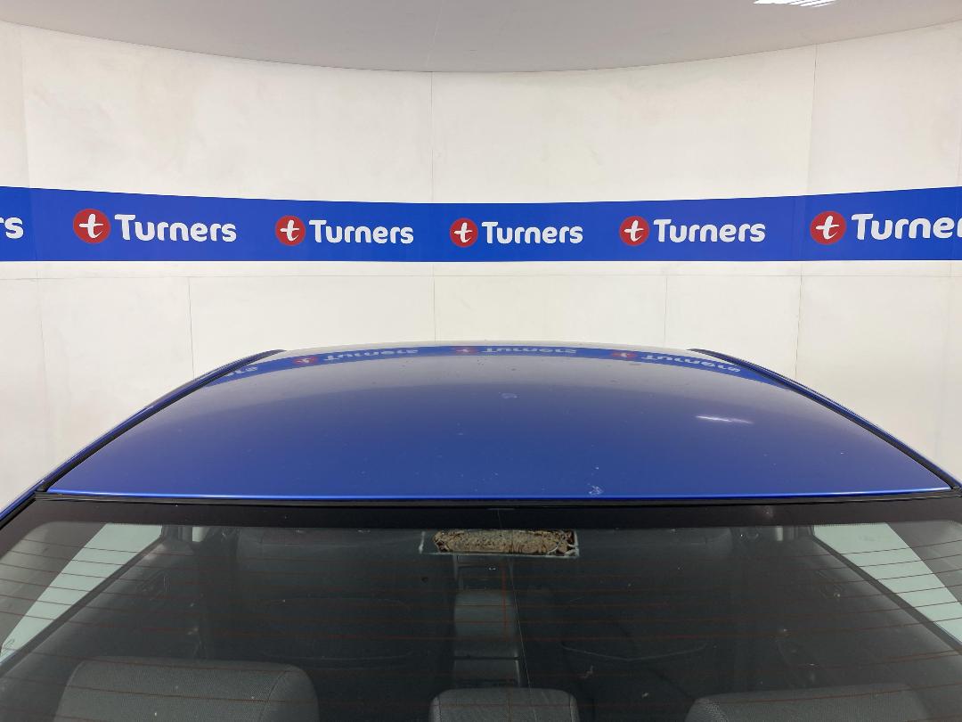 Photo '27' of Toyota Camry