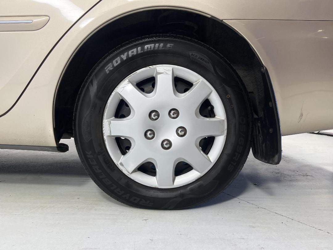 Photo '11' of Toyota Camry