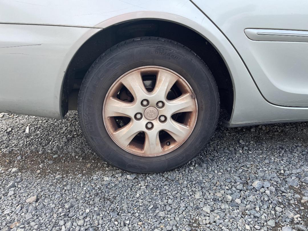 Photo '10' of Toyota Camry