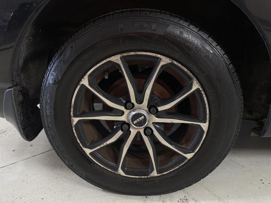 Photo '12' of Toyota Corolla