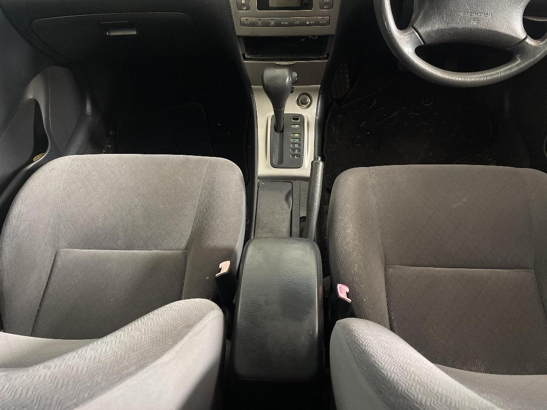 Photo '18' of Toyota Corolla