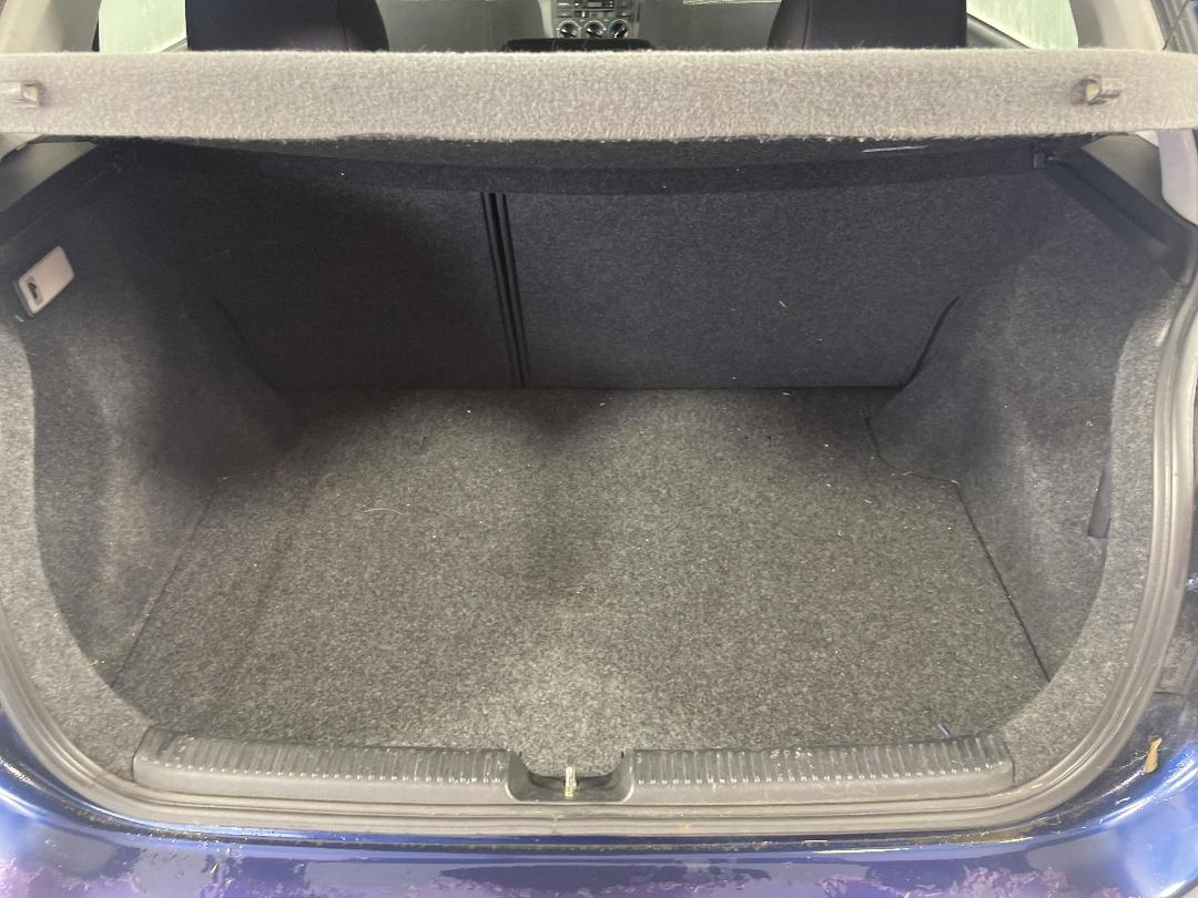 Photo '12' of Toyota Corolla GL Photo '12' of Toyota Corolla GL