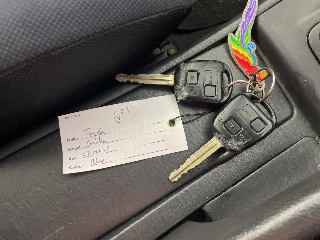 Photo '20' of Toyota Corolla GL Photo '20' of Toyota Corolla GL