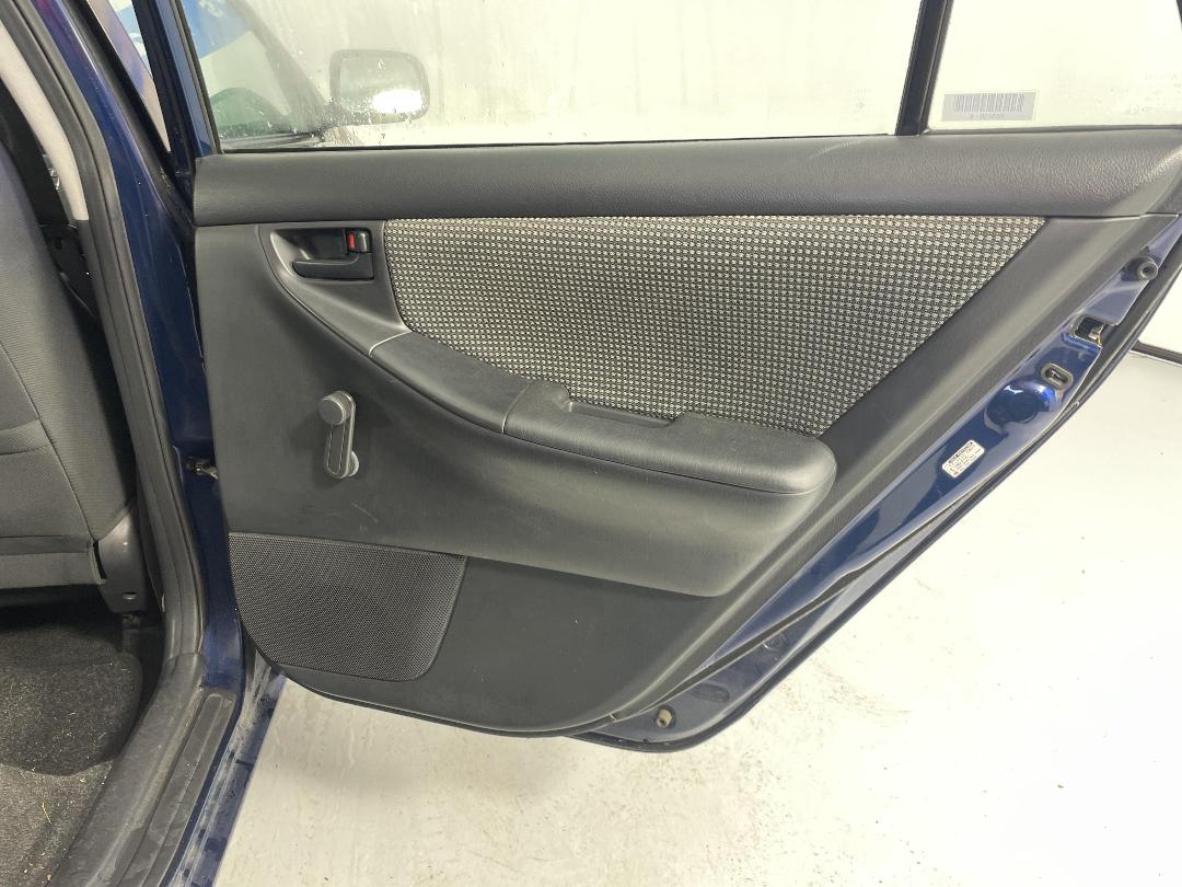 Photo '17' of Toyota Corolla GL Photo '17' of Toyota Corolla GL