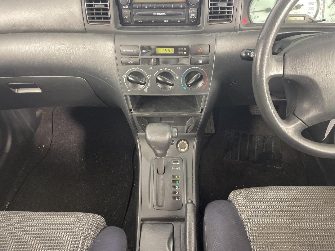 Photo '16' of Toyota Corolla GL Photo '16' of Toyota Corolla GL