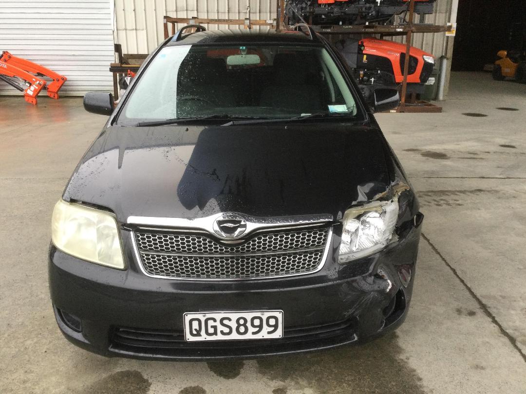 Photo '2' of Toyota Corolla Fielder Photo '2' of Toyota Corolla Fielder