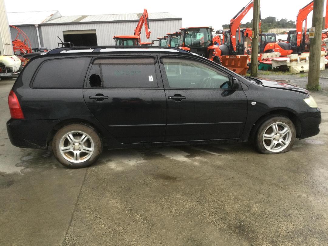 Photo '8' of Toyota Corolla Fielder Photo '8' of Toyota Corolla Fielder