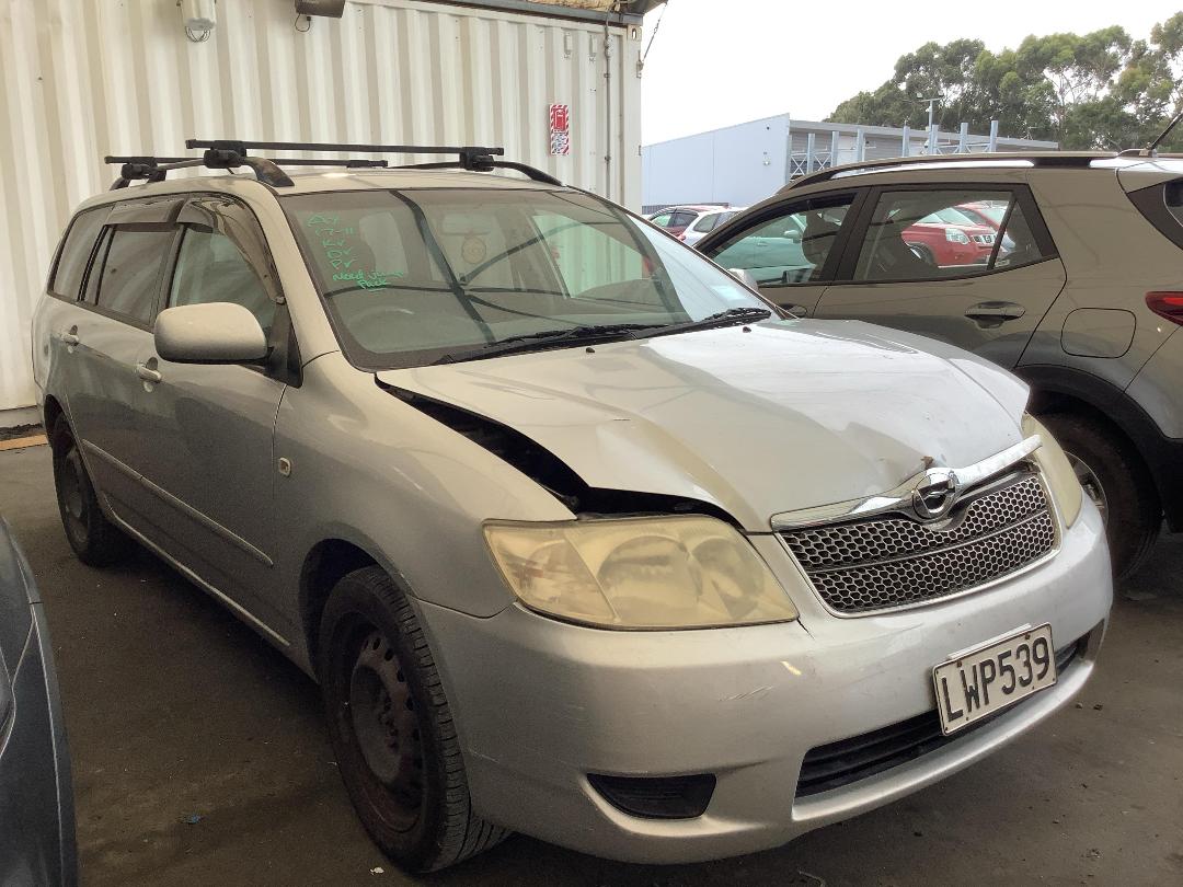 Photo '3' of Toyota Corolla Fielder Photo '3' of Toyota Corolla Fielder