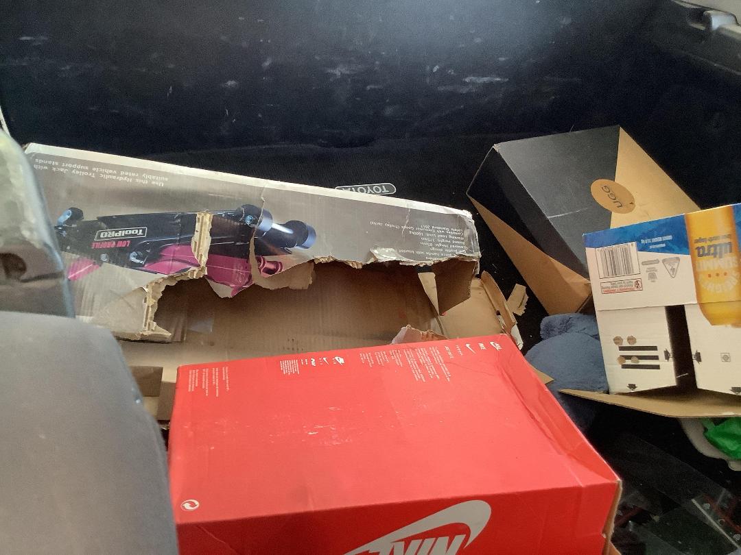 Photo '8' of Toyota Corolla Fielder Photo '8' of Toyota Corolla Fielder