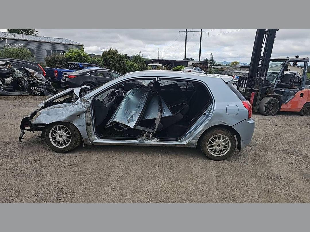 Photo '9' of Toyota Corolla Runx Photo '9' of Toyota Corolla Runx