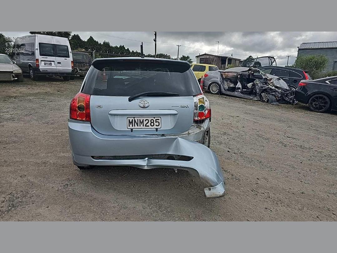 Photo '11' of Toyota Corolla Runx Photo '11' of Toyota Corolla Runx