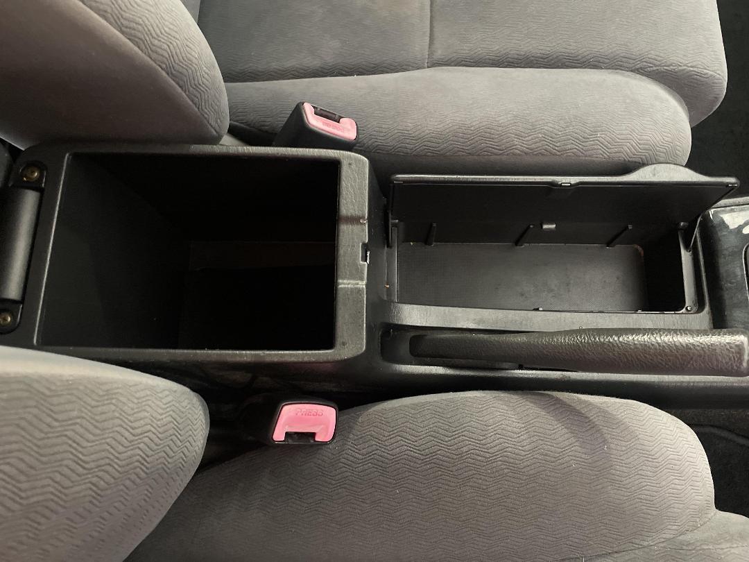 Photo '29' of Toyota Corolla