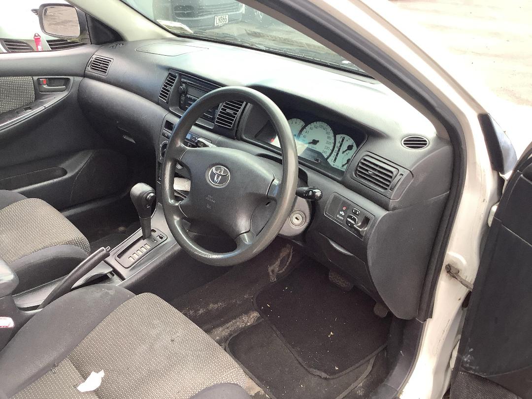 Photo '8' of Toyota Corolla GL Photo '8' of Toyota Corolla GL