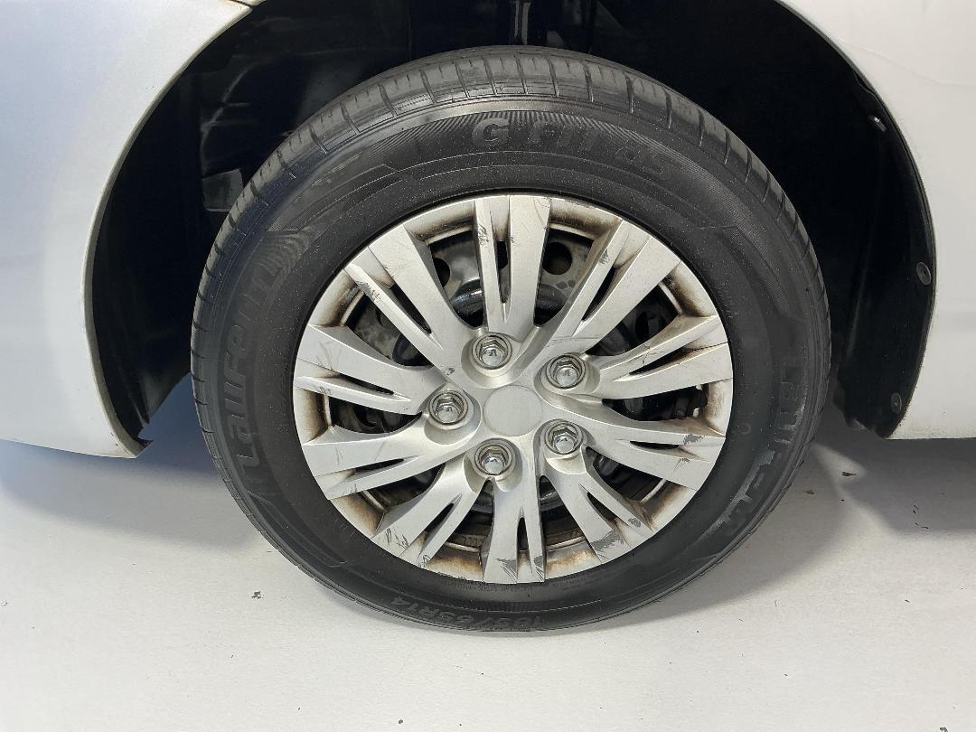 Photo '10' of Toyota Corolla