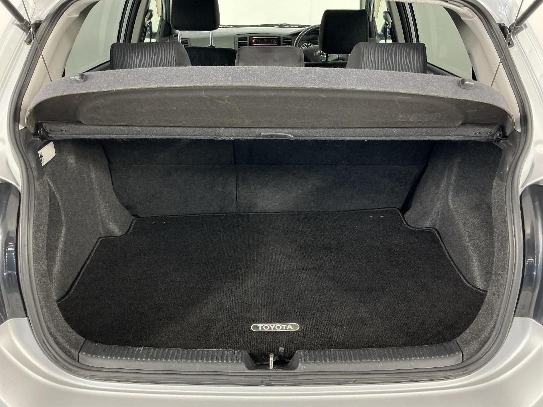 Photo '14' of Toyota Corolla