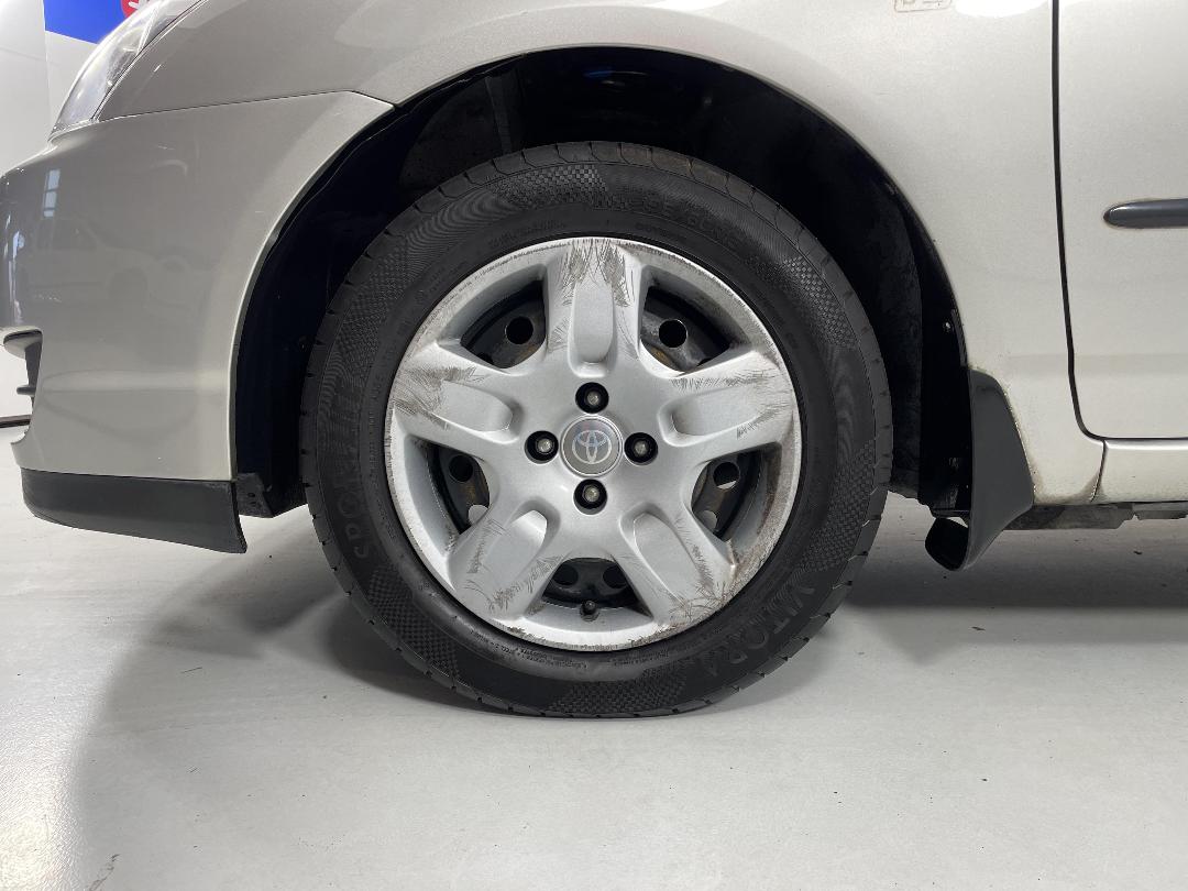 Photo '10' of Toyota Corolla