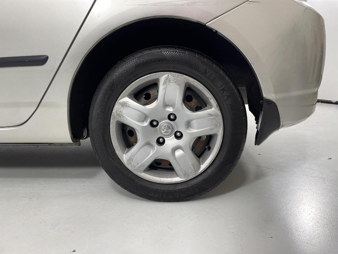 Photo '11' of Toyota Corolla