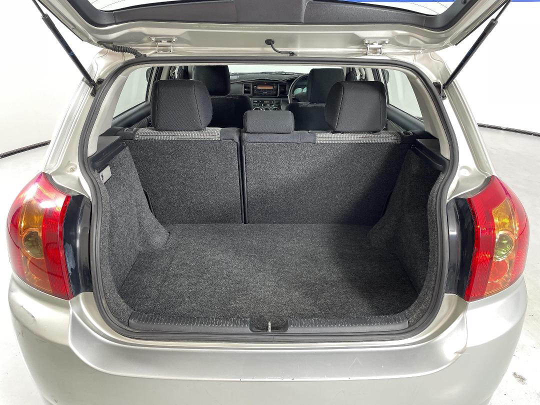 Photo '14' of Toyota Corolla