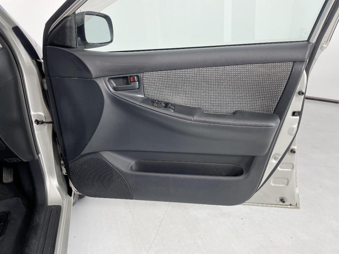 Photo '15' of Toyota Corolla