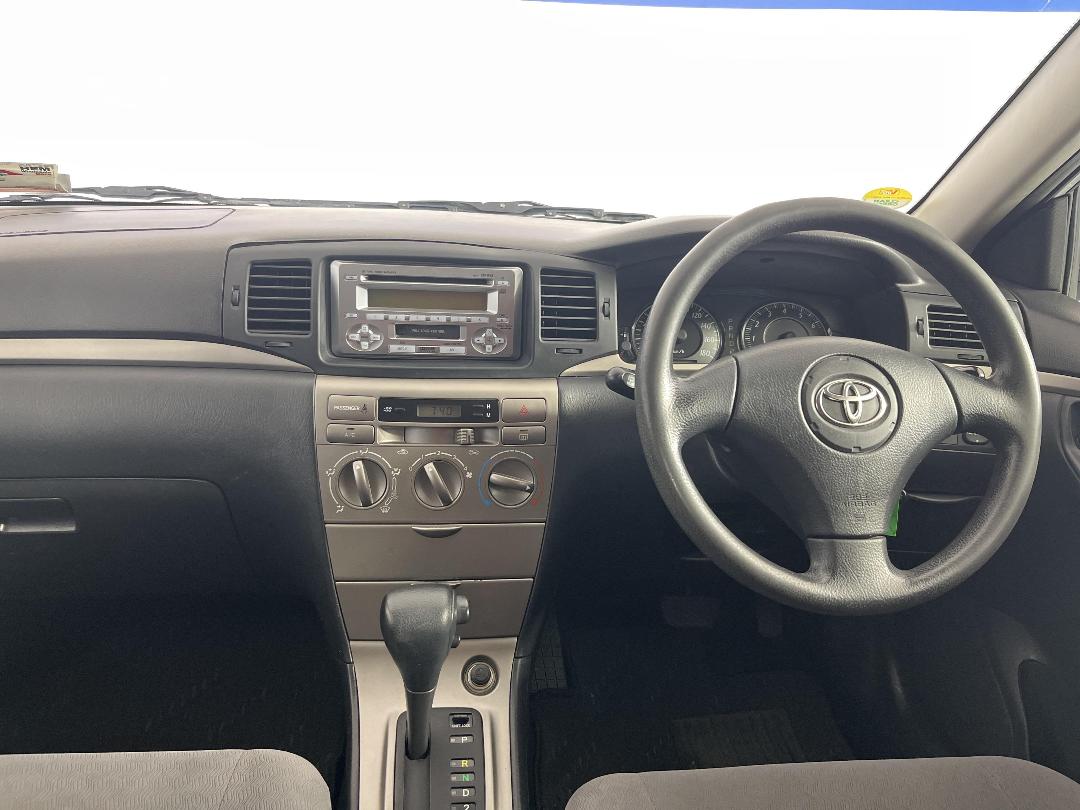 Photo '17' of Toyota Corolla Photo '17' of Toyota Corolla