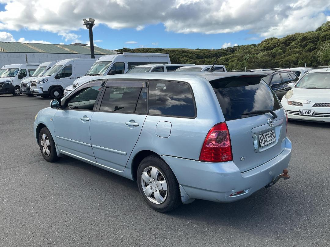 Photo '5' of Toyota Corolla Fielder