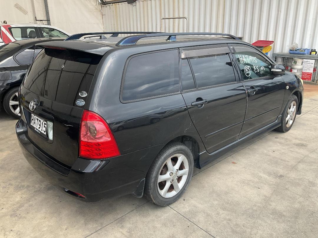 Photo '5' of Toyota Corolla Fielder