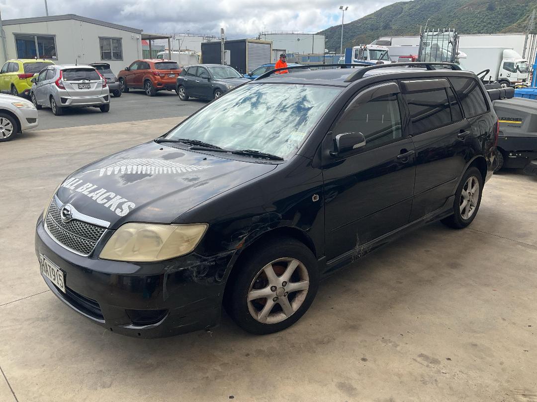 Photo '2' of Toyota Corolla Fielder