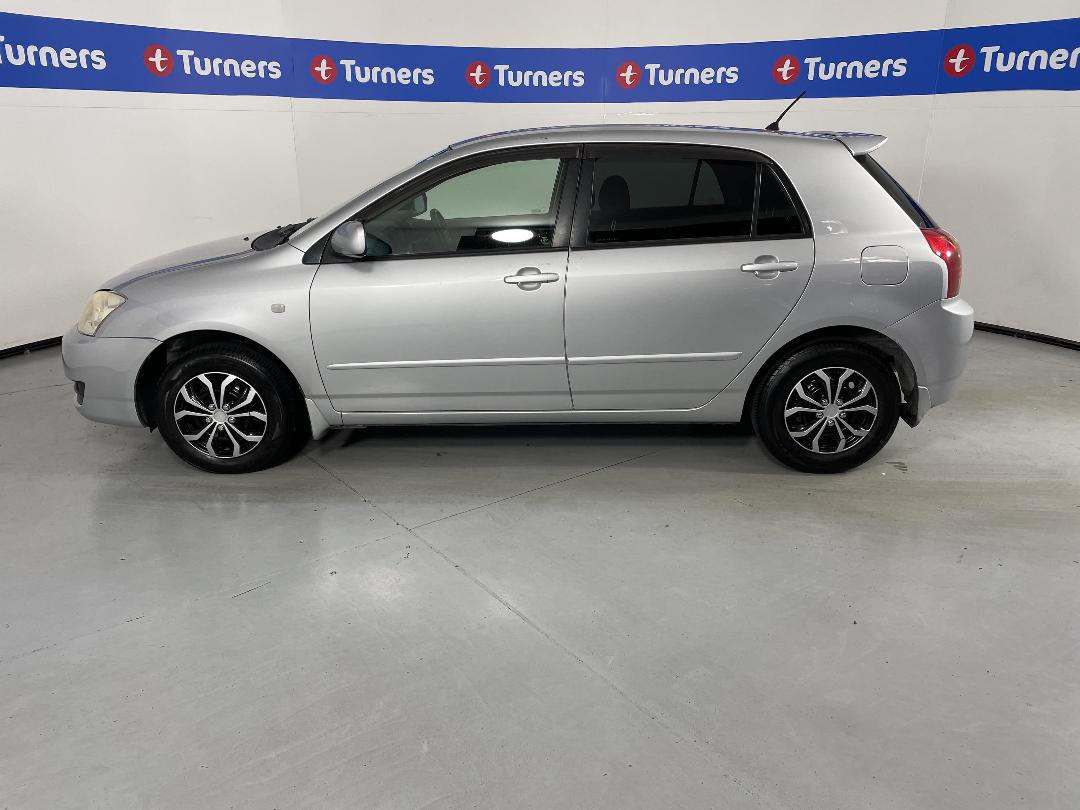 Photo '24' of Toyota Corolla