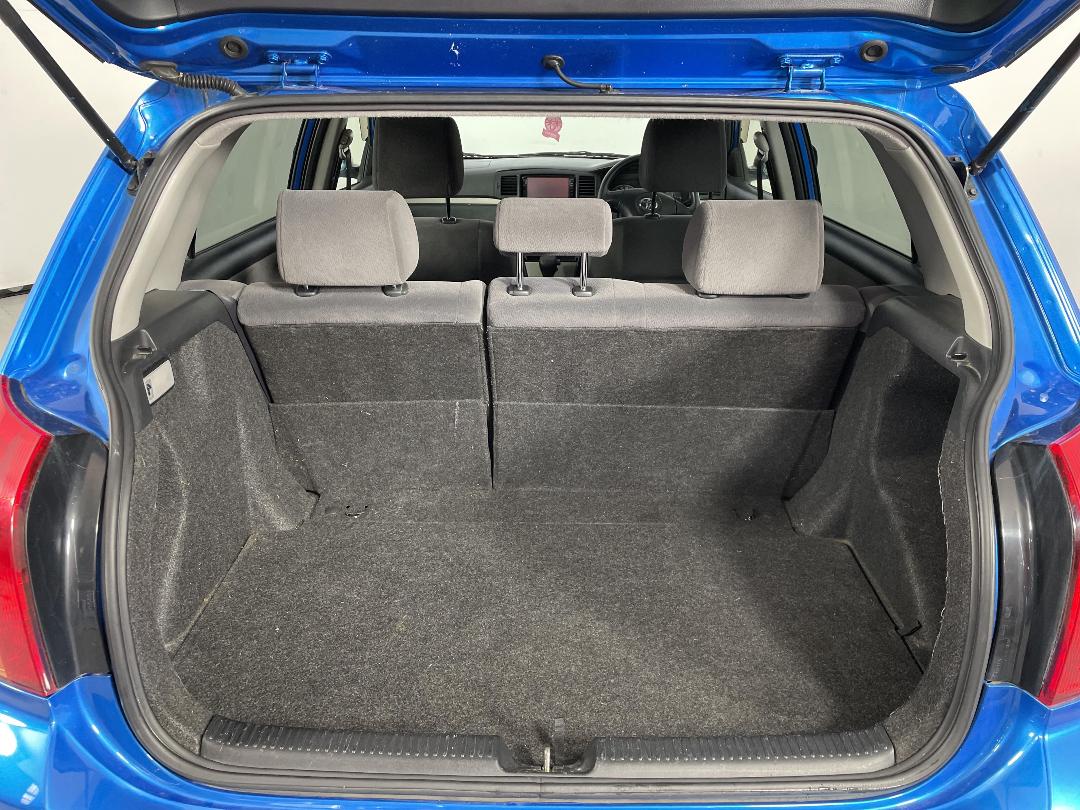 Photo '14' of Toyota Corolla Photo '14' of Toyota Corolla