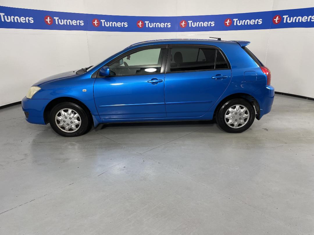 Photo '24' of Toyota Corolla Photo '24' of Toyota Corolla