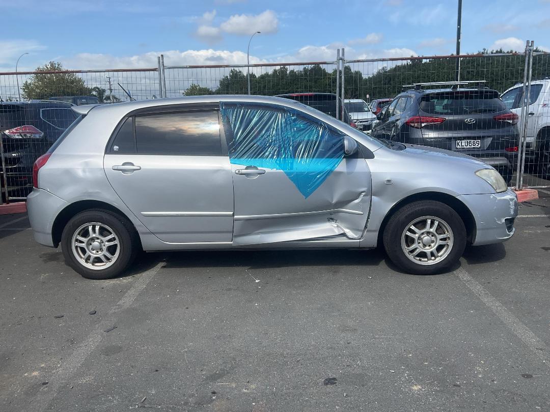 Photo '4' of Toyota Corolla Runx