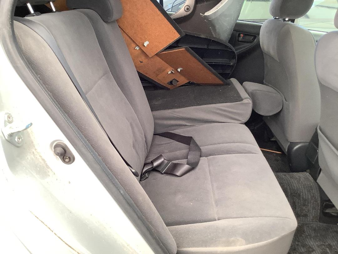 Photo '7' of Toyota Corolla Fielder