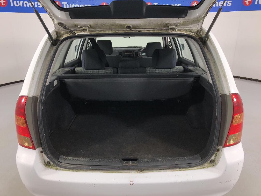 Photo '12' of Toyota Corolla GL