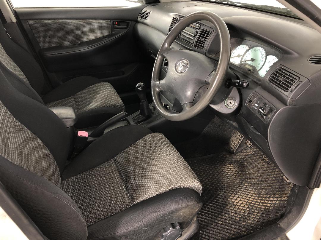 Photo '14' of Toyota Corolla GL