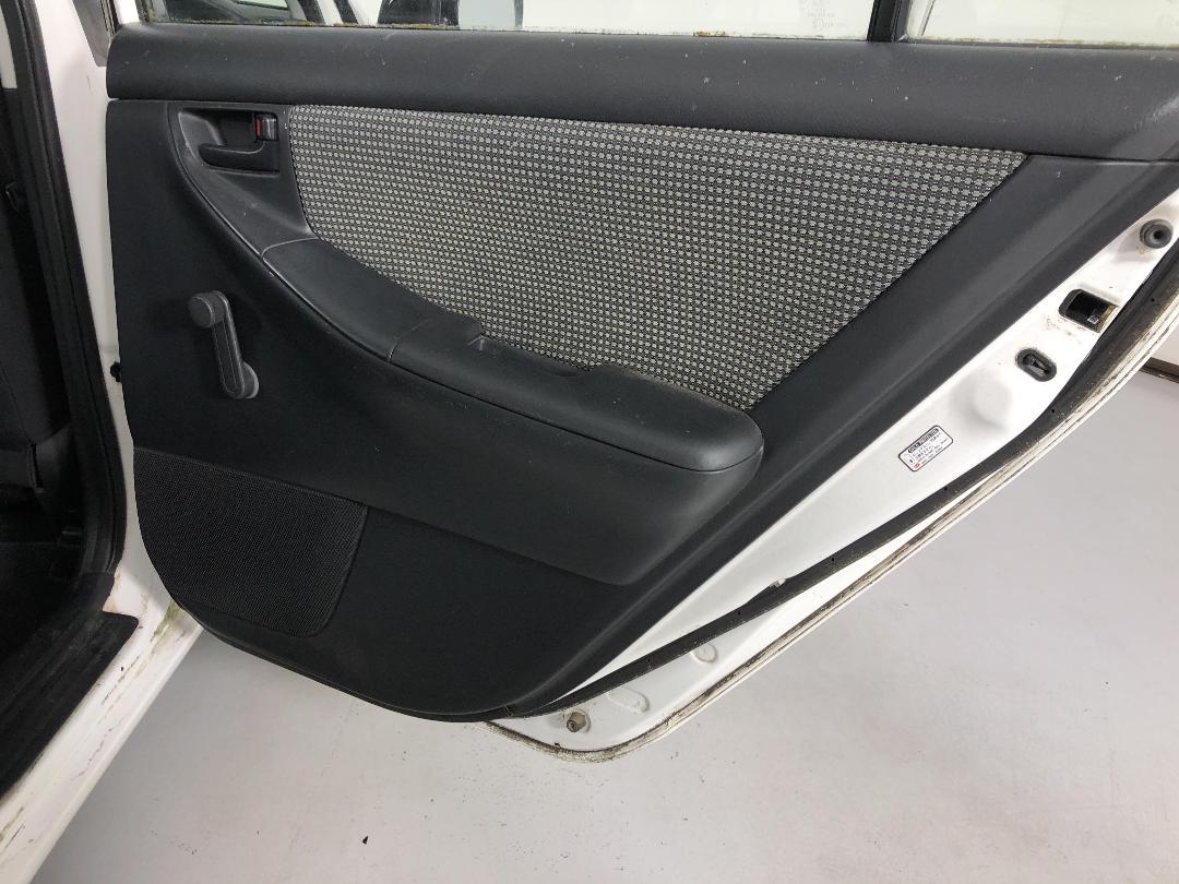 Photo '17' of Toyota Corolla GL