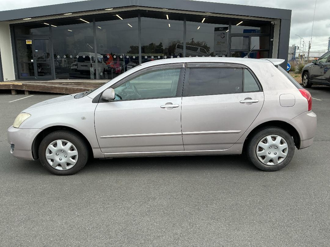 Photo '4' of Toyota Corolla Runx