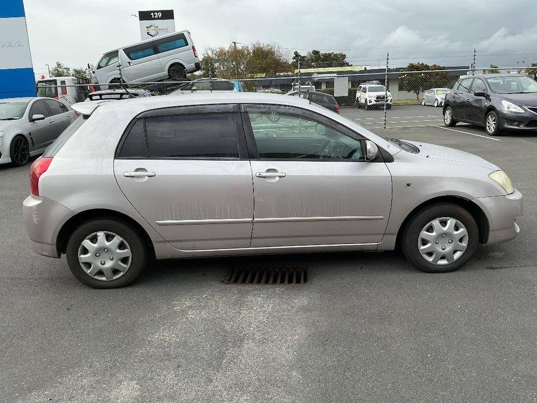 Photo '8' of Toyota Corolla Runx