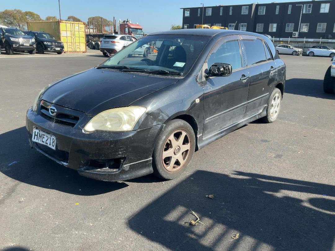 Photo '2' of Toyota Corolla Runx