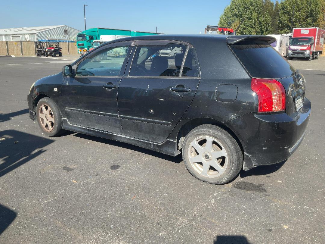 Photo '3' of Toyota Corolla Runx