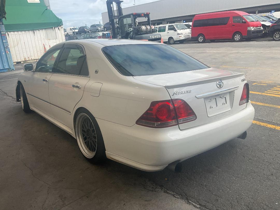 Photo '4' of Toyota Crown Photo '4' of Toyota Crown